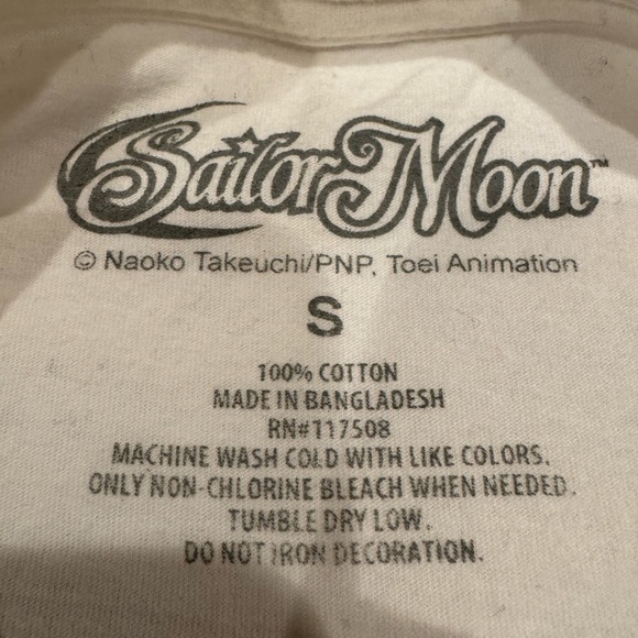 Sailor Moon Men’s/Unisex White T-Shirt Size Small - Picture 12 of 12